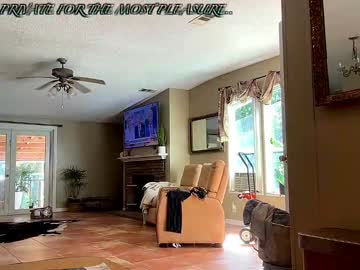 voilet22's chat room