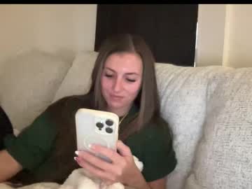 laylahlaylah1's chat room