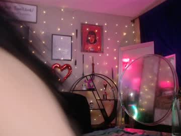 milf_lacey's chat room