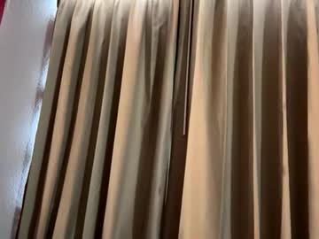 deepthroatqueen33's chat room