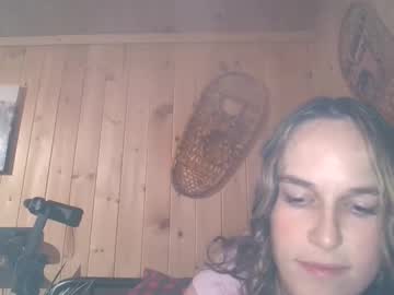 claralafontaine's chat room