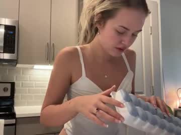 luvaimee's chat room