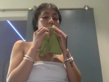 pretty_girl828687's chat room