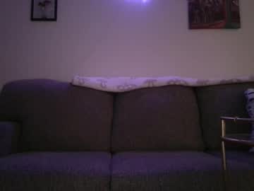 kira_the_slut's chat room