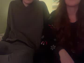 redheadandbigpeenar's chat room