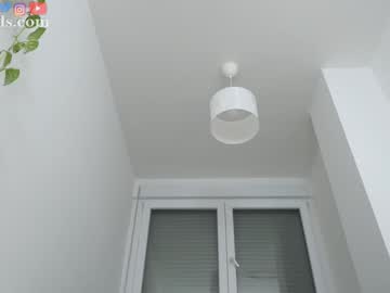 serareads's chat room