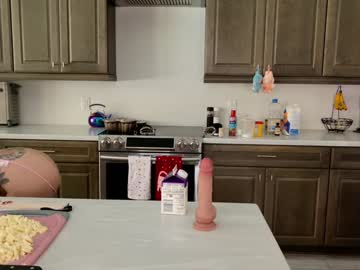 harliequinnx's chat room