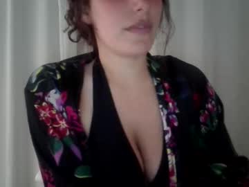 freckledeer's chat room