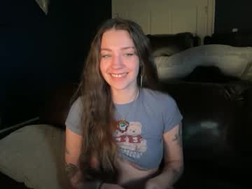 hannahtaylorr's chat room