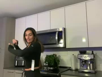 camiliakxoxo's chat room