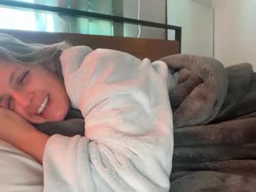 little_lies's chat room