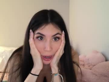 lilylustxoxo's chat room