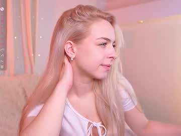 d0ll_eyes_'s chat room