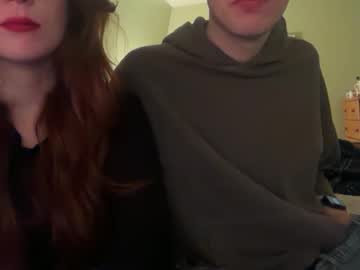 redheadandbigpeenar's chat room