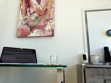 hawt_ass_milf's chat room