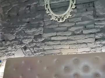 vixvixenn's chat room