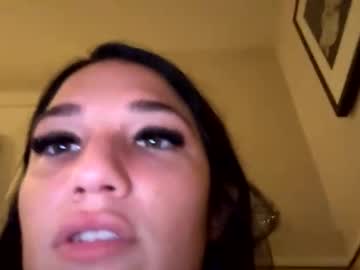 prettygirll23's chat room