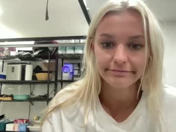 chloexbabe's chat room