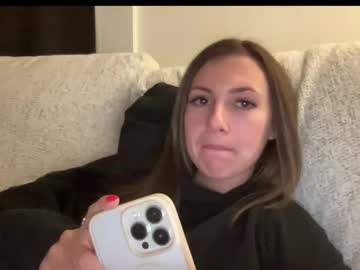 laylahlaylah1's chat room