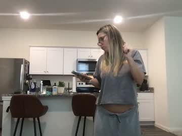 texas_blonde's chat room