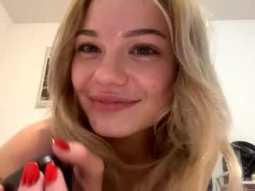 britneycherry08's chat room