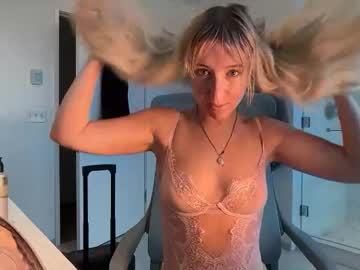 lilybrown07's chat room