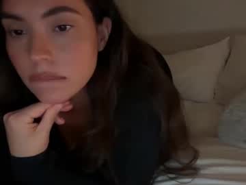 pollyyypocket's chat room