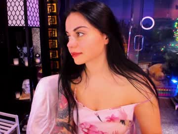 alma_pearl's chat room