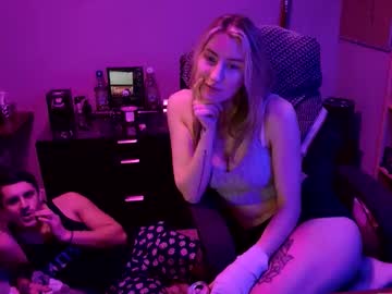 way2hot4u69's chat room