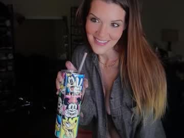 dangerouslybeautiful's chat room