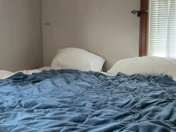 minahoneyy38's chat room