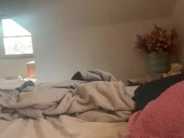 emmangel's chat room