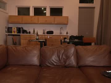 blondefoxsilverfox's chat room