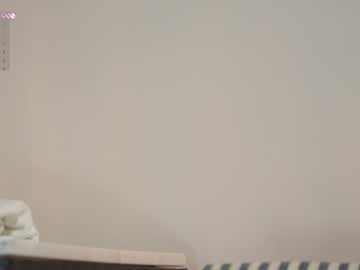 naughty_tilly's chat room