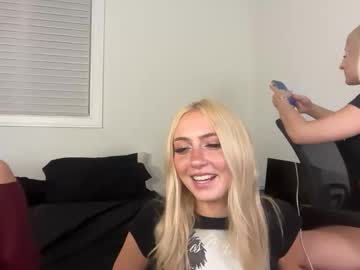 chloeros3e's chat room