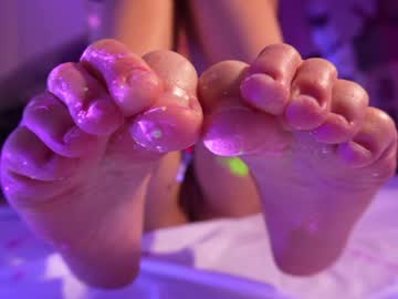 finleyfae's chat room