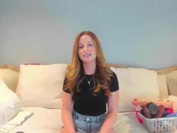 eatmygingersnapps's chat room