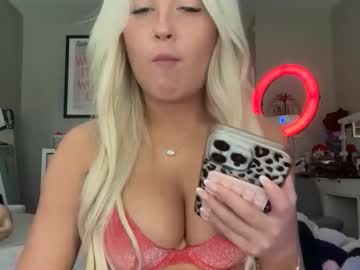 theblondeetwinss's chat room