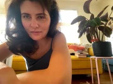 covergirl9's chat room