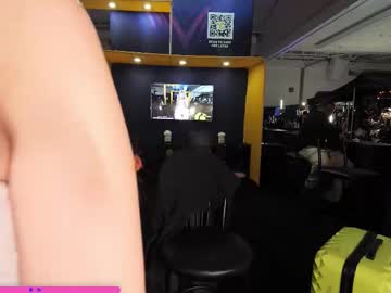 rainbowslut's chat room