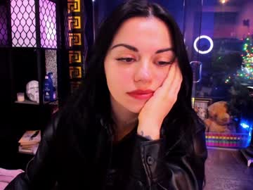 alma_pearl's chat room