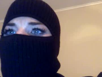 eggnog_and_booty's chat room