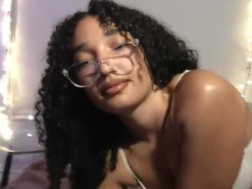 rosalinatoosexy's chat room