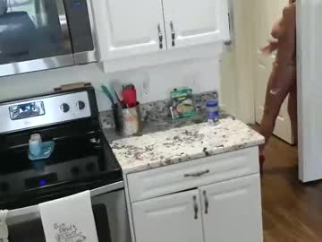 lovingcouple1969's chat room