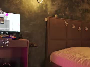 moonelly's chat room