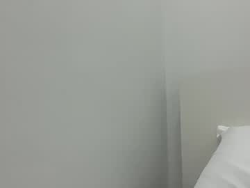 avaowensxo's chat room