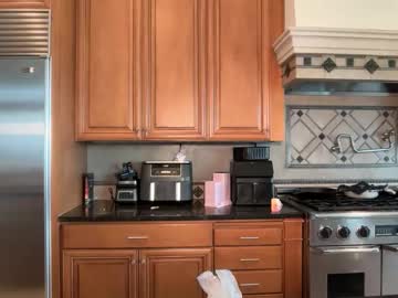 lunarose17's chat room