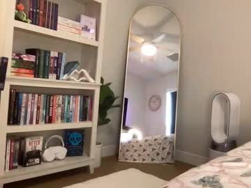 elenalovexxx's chat room