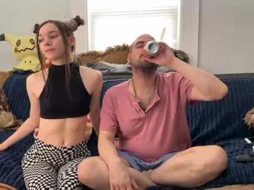 manicpixiedreamfrog's chat room