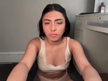 sophiasecretsx's chat room